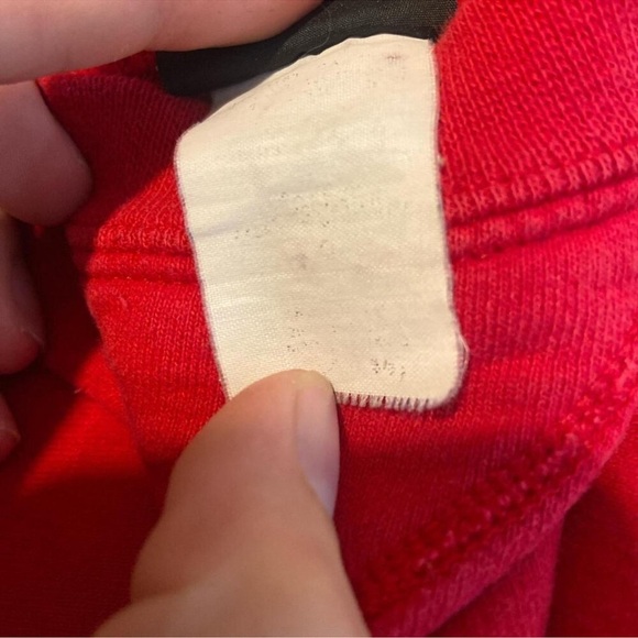 VINTAGE VTG Red YMCA Long Sleeve Hanes Sweatshirt Men L/XL - Picture 3 of 3
